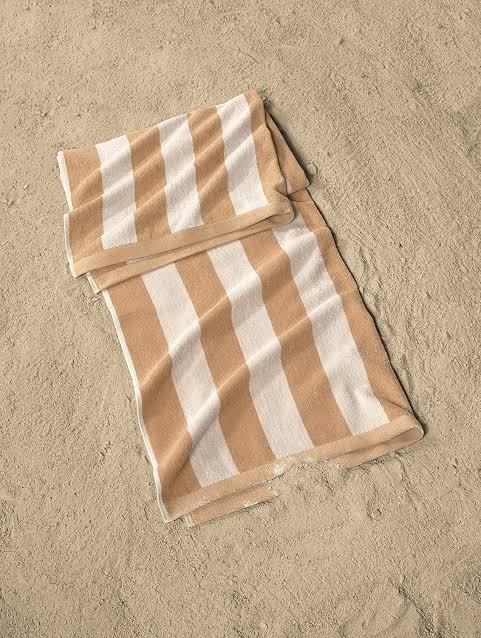 Pool Towels 4